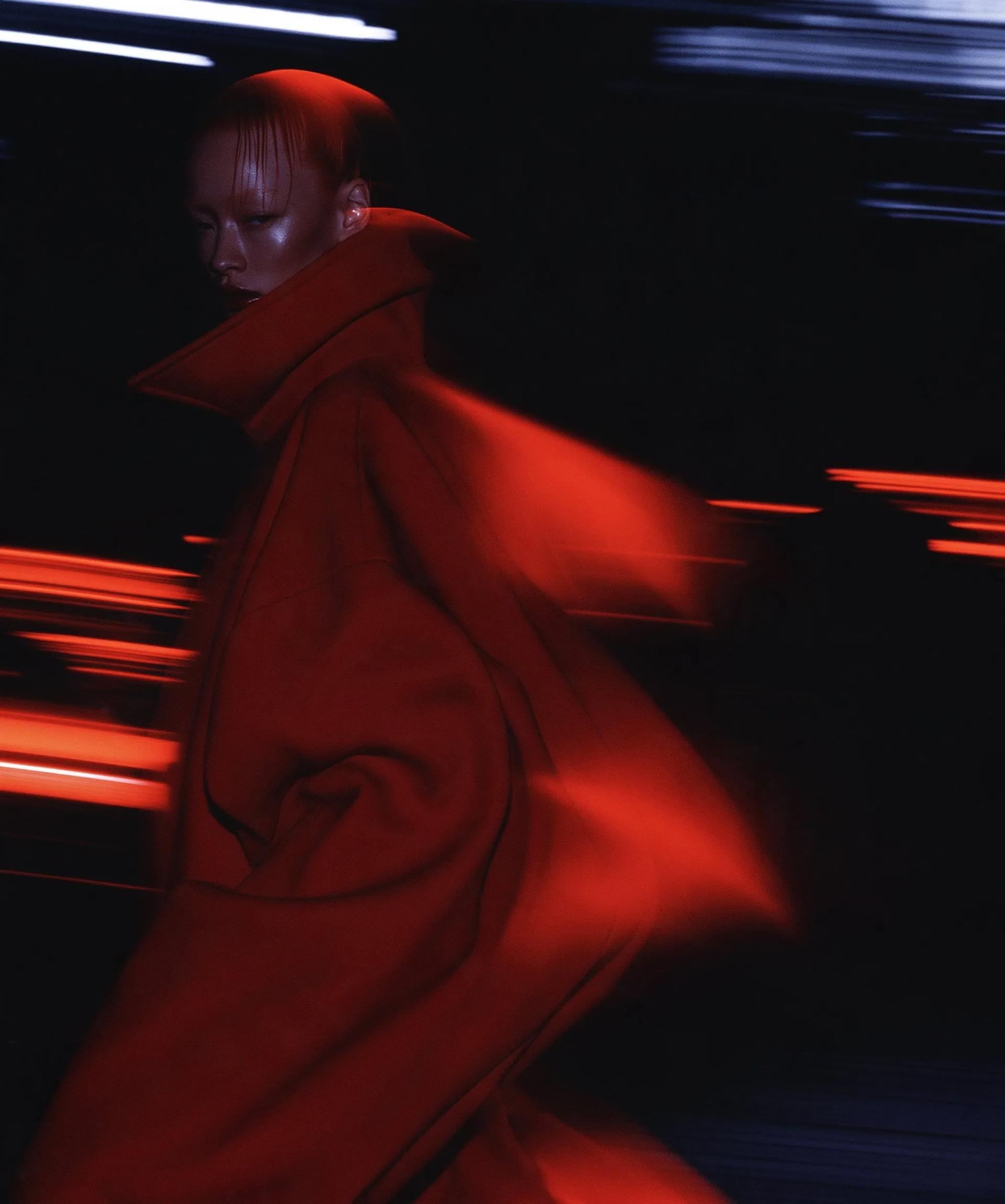 Surreal and Bizarre Fashion Choices - Image prompt preview